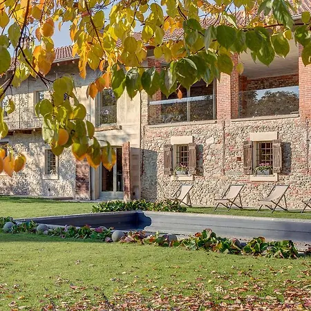 La Casa Delle Grottesche 3* Bagnolo Piemonte