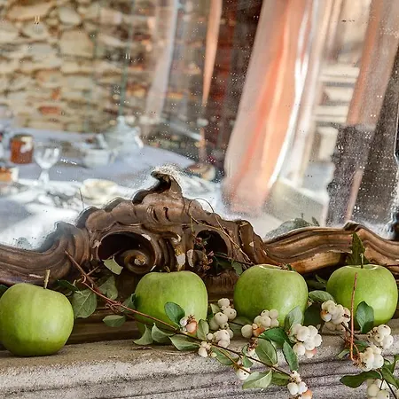 La Casa Delle Grottesche 3*