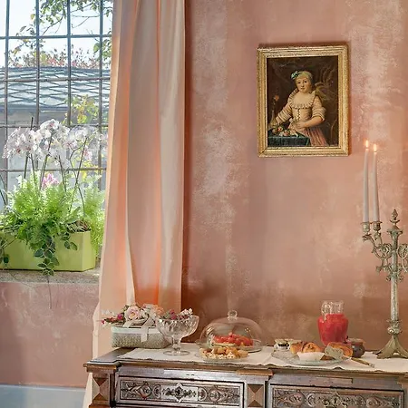 ベッド・アンド・ブレックファスト La Casa Delle Grottesche Bagnolo Piemonte
