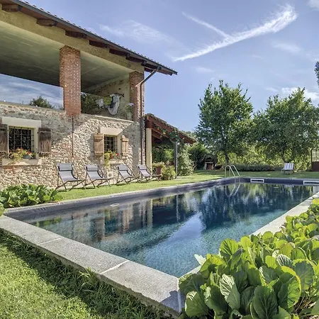 La Casa Delle Grottesche 3* Bagnolo Piemonte