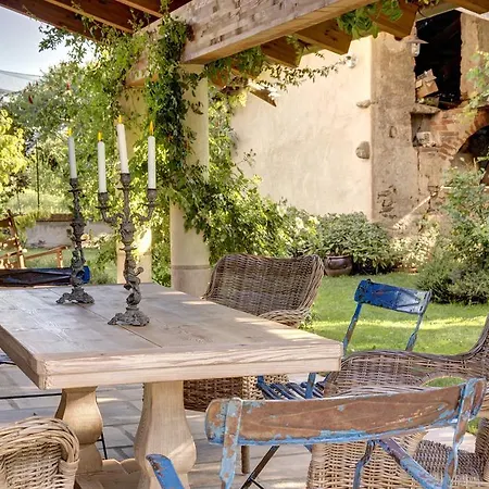 La Casa Delle Grottesche Bagnolo Piemonte