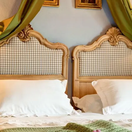 La Casa Delle Grottesche Bed & Breakfast Bagnolo Piemonte