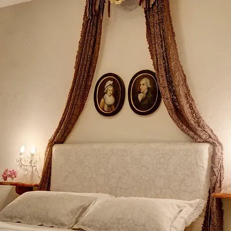 La Casa Delle Grottesche Bed & Breakfast Bagnolo Piemonte