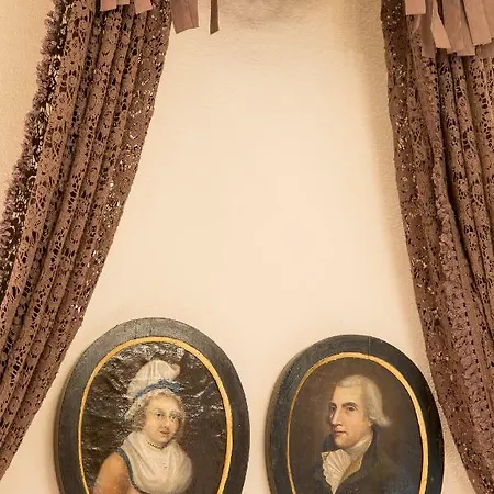 La Casa Delle Grottesche